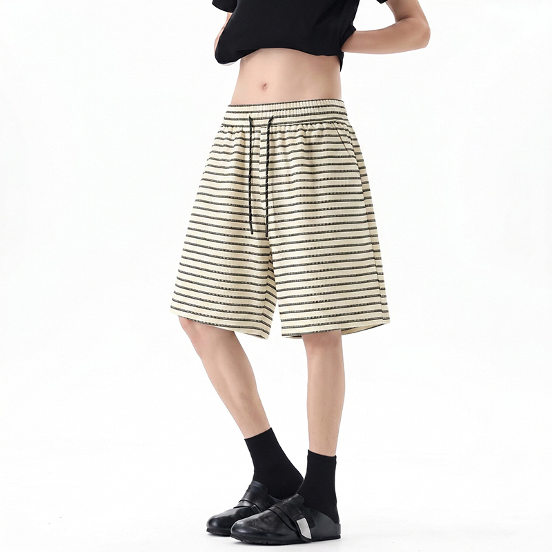 Men'S Fashion Looks 2026 - Bermudas Masculinas Casuais Listradas em Preto